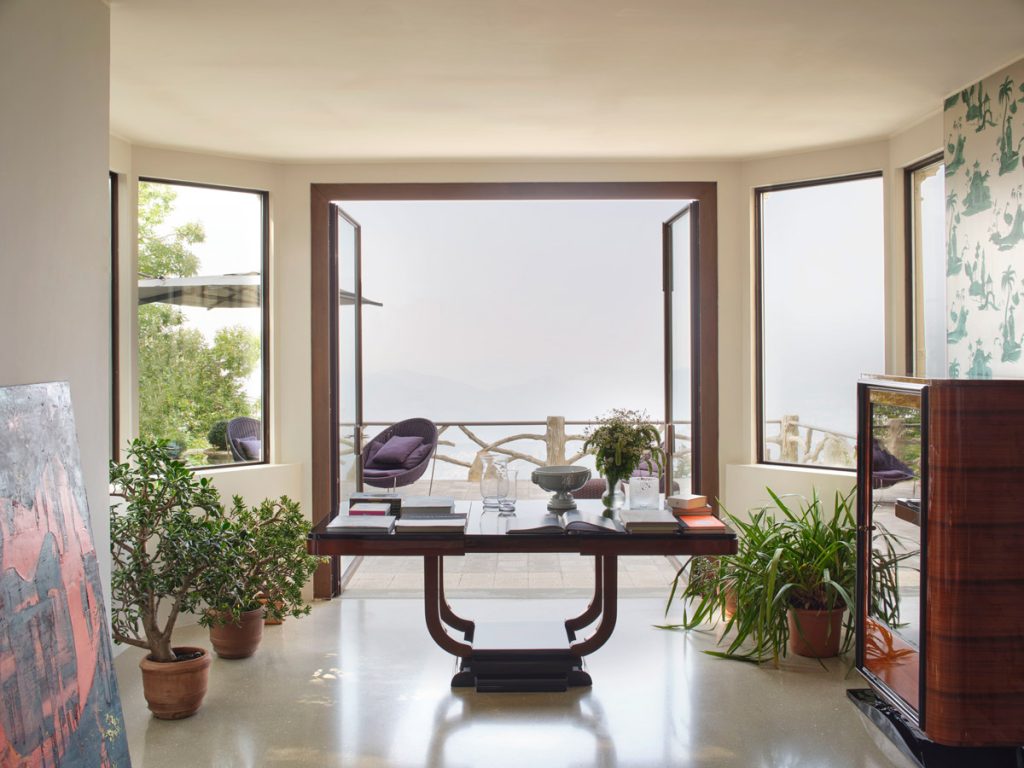 Brunate,-Contemporary-Flavour-in-Historic-Villa-on-Lake-Como-2