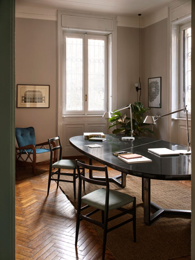 Milano--studio-professionale-charme-meneghino-7
